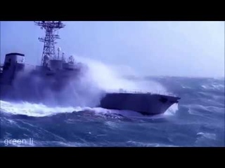 Эпичное видео. Военные корабли плывут в шторм под музыку. Greenli