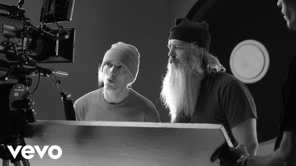 Eminem Berzerk Explained: Behind The Scenes