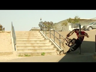 BMX Fail - Kinked Rail To Knock Out