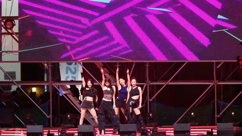 BBGIRLS (브브걸), 2023 거북섬 밤페스티벌, Turtle Island Night Festival, Fan