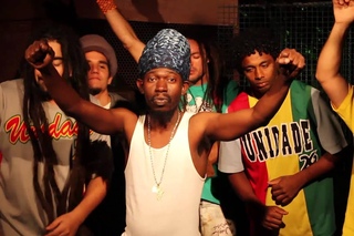 Nao e preciso ter ambies Zebulon Fyah feat Rafael Paz Official Video 2013