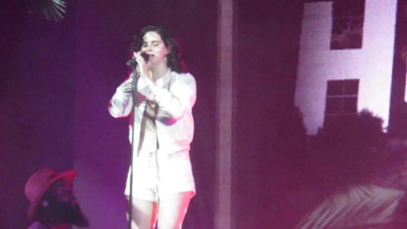 Lana Del Rey Lust For Life ( Live Riverstage , LA To The Moon