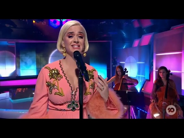 Katy Perry Never Worn White Live Perform on The
