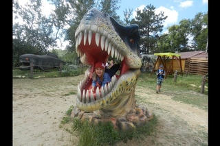 Прогулка в Динопарк, древние чудовище, динозавры, Анапа. DinoPark