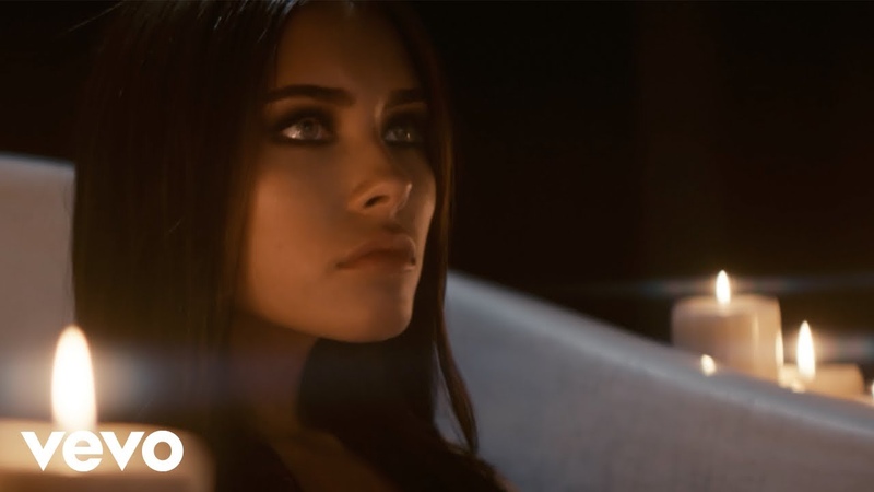 Madison Beer Hurts Like Hell ( Feat.
