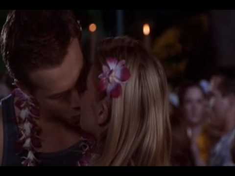 Ryan Reynolds Hot