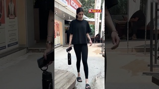 Khushi Kapoor spotted in all black look at Gym in Bandra