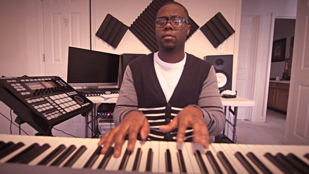 Mike Kalombo RED ROSES (