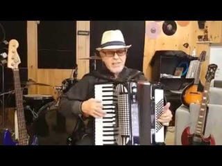 Aummo Aummo - Catari, Renzo Arbore - Fisarmonica/Voce Cover da Biagio Farina