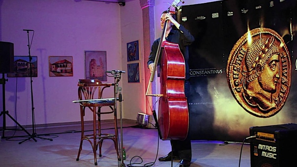 Nenad Vasilic Just Squeeze Me ( SOLO BASS