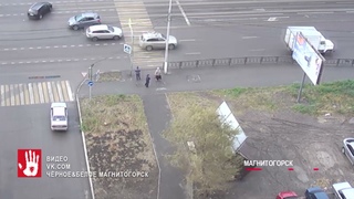 Ветром сдуло фруктово-овощную палатку. Инцидент в Магнитогорске