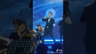 Dimash “Across endless dimensions“