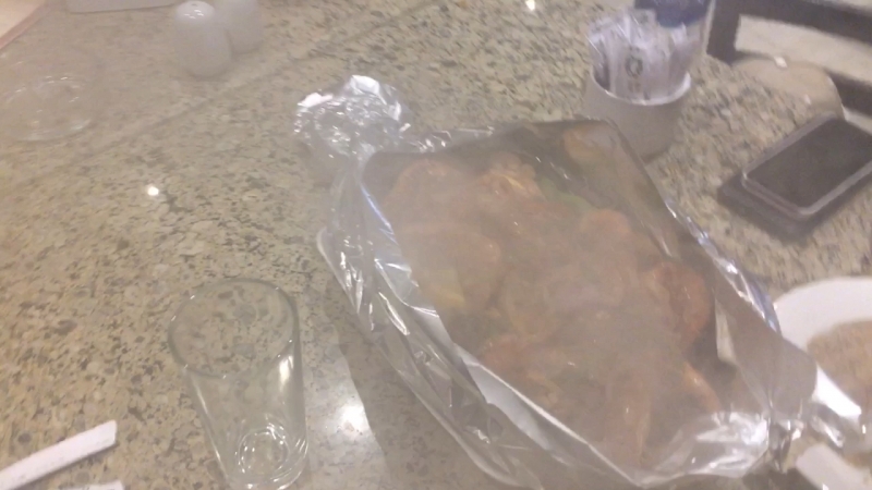 КАК Я НЕСЛА КРЕВЕТКИ В КАРМАНЕ