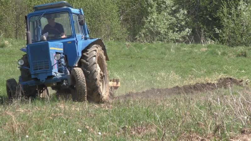 77 ВСПАШКА ОГОРОДА ПЛУГОМ СДЕЛАННЫМ ИЗ ПЛН 4 35. ПЛУГ НЕ ЛЕЗЕТ
