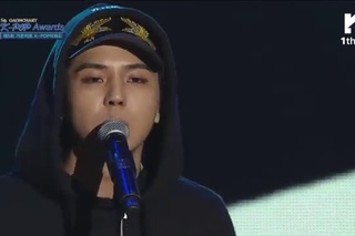 HD 160217  (Fear) - MINO feat. Seungyoon (WINNER) @ Gaon Charts K-pop Awards