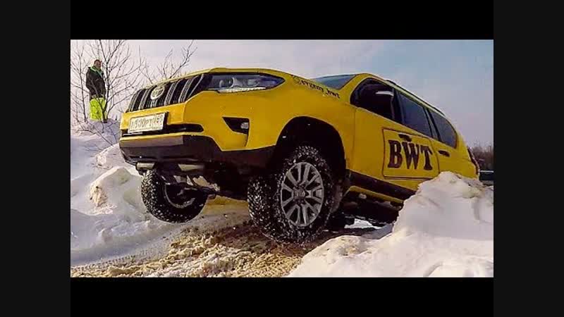 Black White Team Как 2 Porsche Cayenne и 4 Toyota PRADO в снегу
