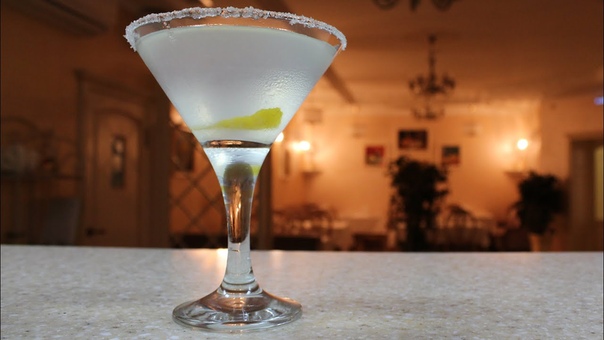 White Lady Bartender s