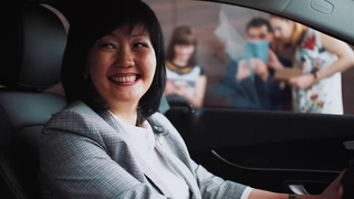 ВРУЧЕНИЕ АВТОМОБИЛЯ MERCEDES БУДАНБАЕВОЙ ЖАНАР