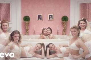 Mansionz - Rich White Girls