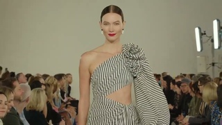 Carolina Herrera Spring/Summer 2023 Collection: Timeless Elegance