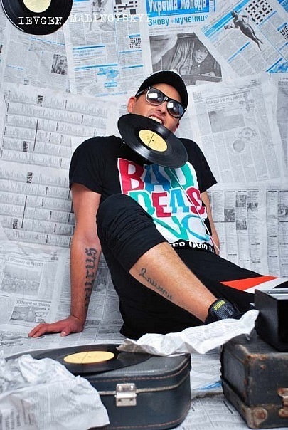 №4, Вова Никогосян, Киев №4, Вова Никогосян, Киев