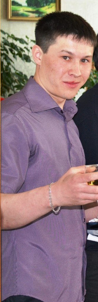 Алмаз Салихов 