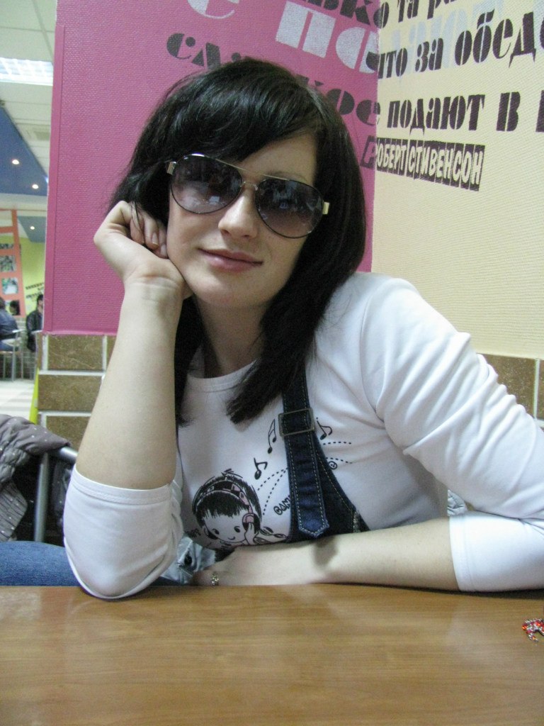 Иришка Балахонова (: