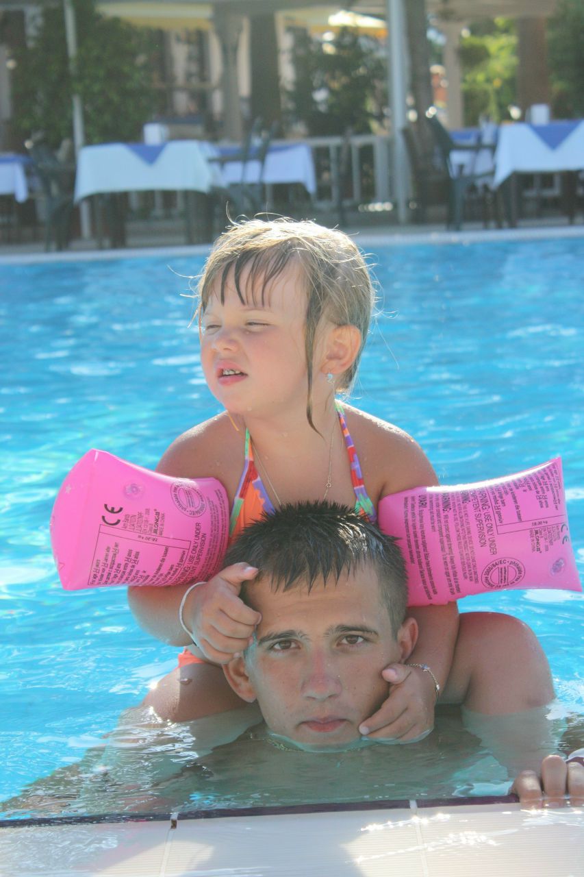 Адреан Пуцунтика | Москва