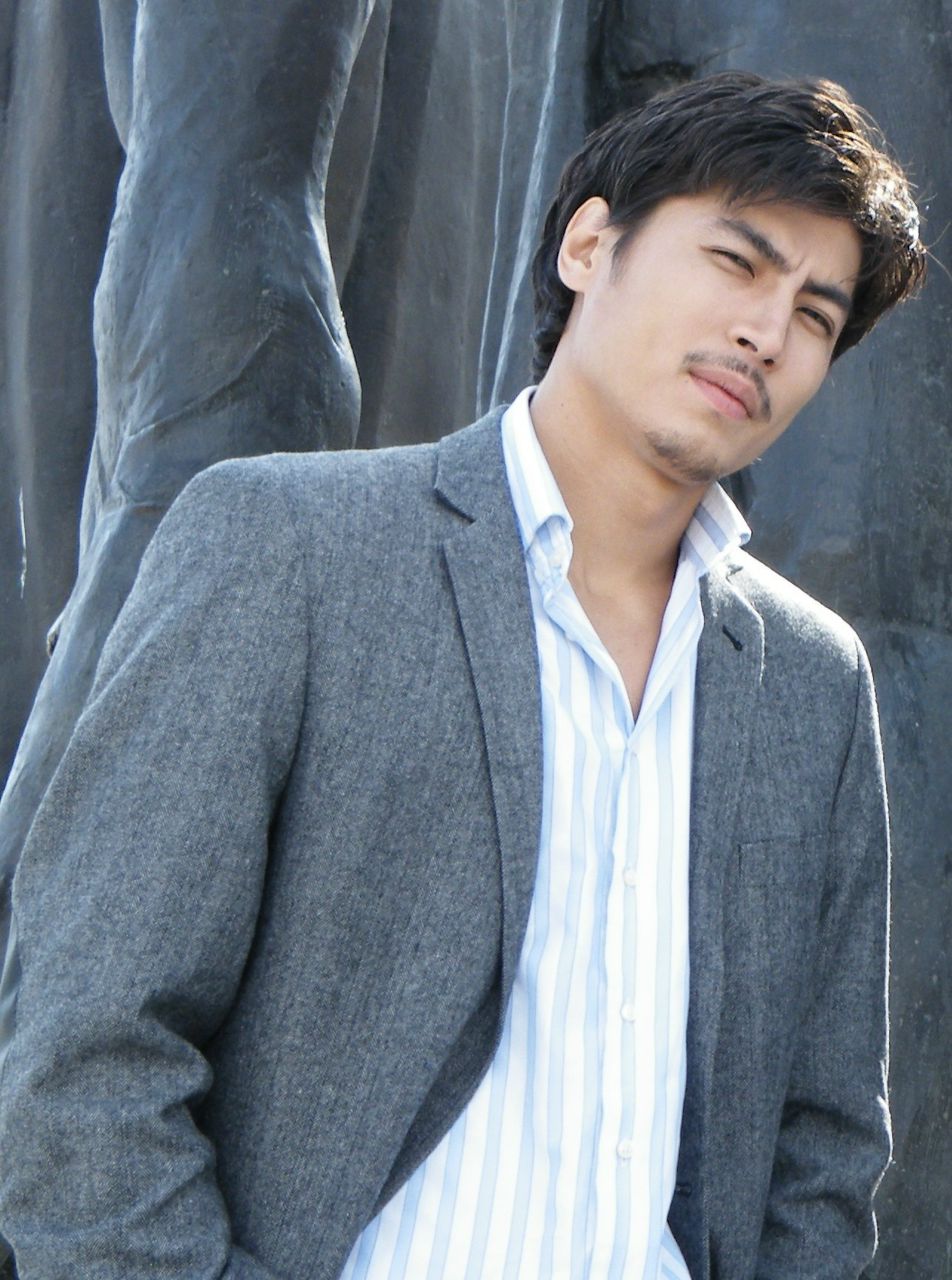 Zhandos Aubakirov | New York City