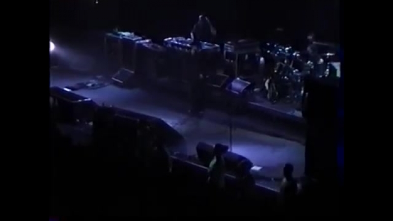 Deftones Good Morning Beautiful live Pershing Auditorium July 1st, 2003 7