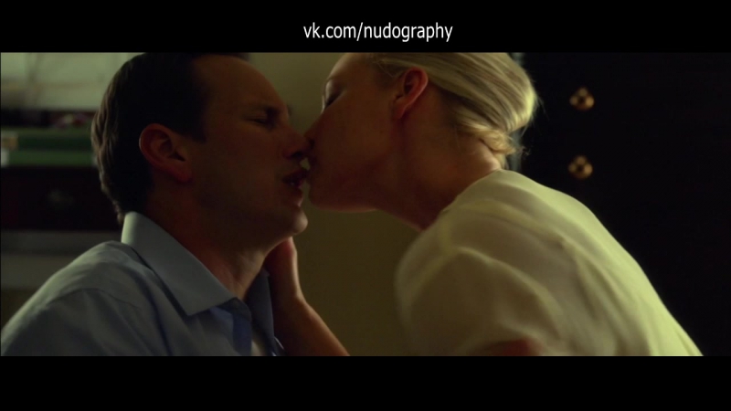 Кэтрин Хейгл ( Katherine Heigl) неглиже в фильме Север ада ( Home Sweet