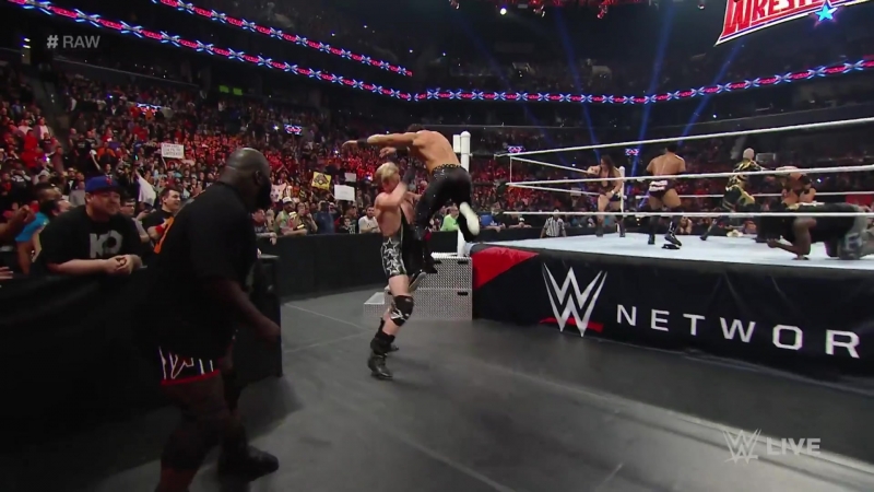 Big Show Kane vs. The Social Outcasts Raw, March 28,