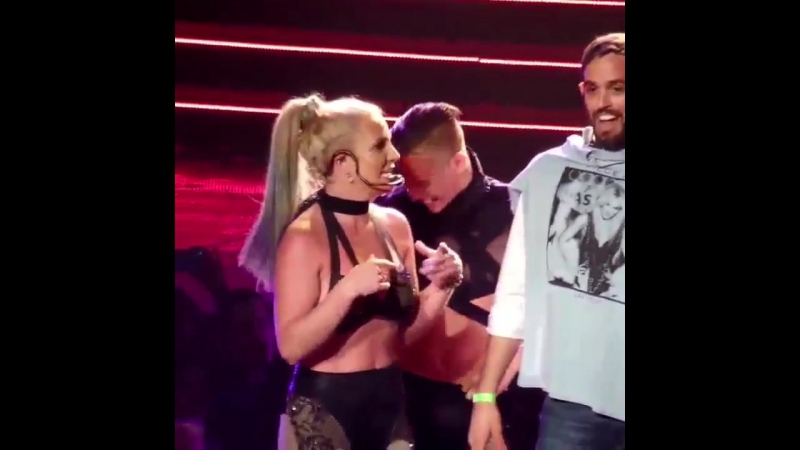 BOMT, Oops, Pretty, Freakshow, Do Somethin, Toxic BRITNEY: Piece Of