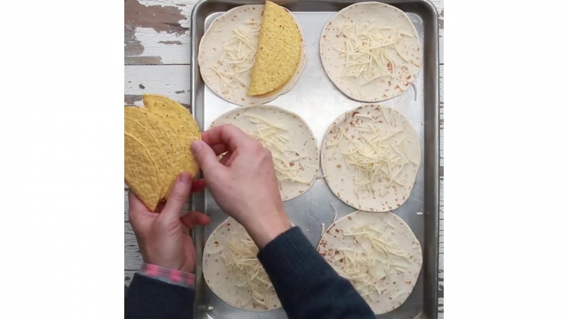 Double Decker Steak Breakfast Tacos 0yyc WTXld