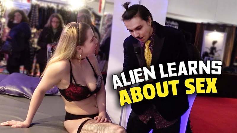 Alien Learns About Sex ( Undercover