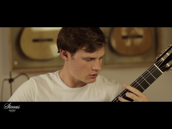Andrew Blanch plays Julia Florida by Agustín Barrios Mangoré on a 1987
