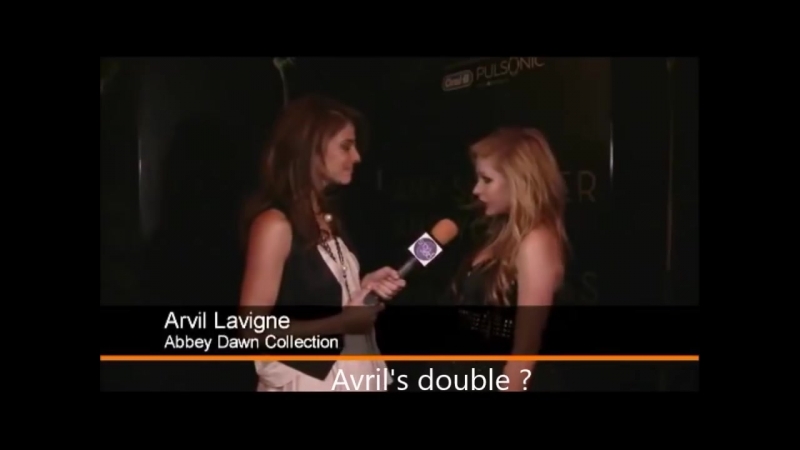 REAL AVRIL LAVIGNE VS FAKE