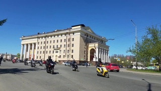 Десятки байкеров прокатились колонной по Петрозаводску
