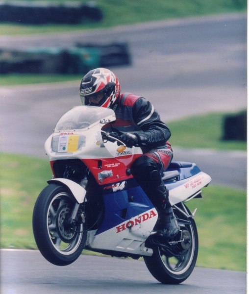 Виктор Викторов | Серов