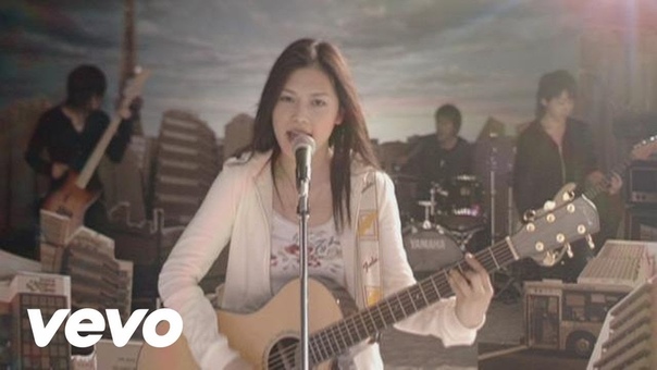 YUI LIFE short