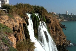 водопад Дюден в Анталии. Duden waterfall in Antalya.