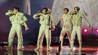 231014 (Intro + Drunk-dazed, with a dance break) ENHYPEN Dallas ’Fate Tour’