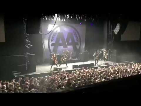 Asking Alexandria Moving On (live in Moscow 18 april