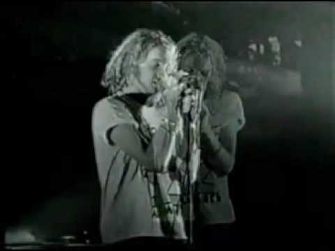 Alice In Chains Love. Hate. Love