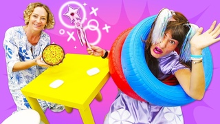 Baby Born oyuncak bebek ile Sakar Peri evcilik oyunlar derlemesi! Kzlar iin komik videolar