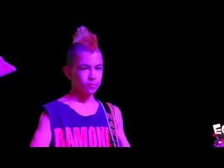 RAMONINOS - Historia Triste (Cover  Eskorbuto)