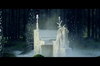 Kerli - Feral Hearts (The Sacred Forest Session)