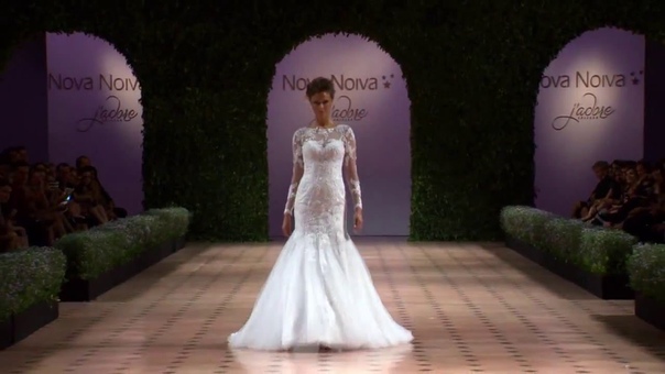 Desfile de Vestidos de Noiva da Nova Noiva JAdore (