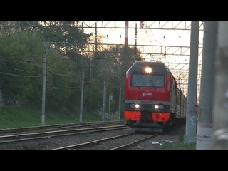 Электровоз ЭП2К-384 с пассажирским поездом №94 Москва - Пенза
