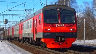 Электропоезд ЭД4М-0113 сообщением Москва Курский вокзал - Электрогорск